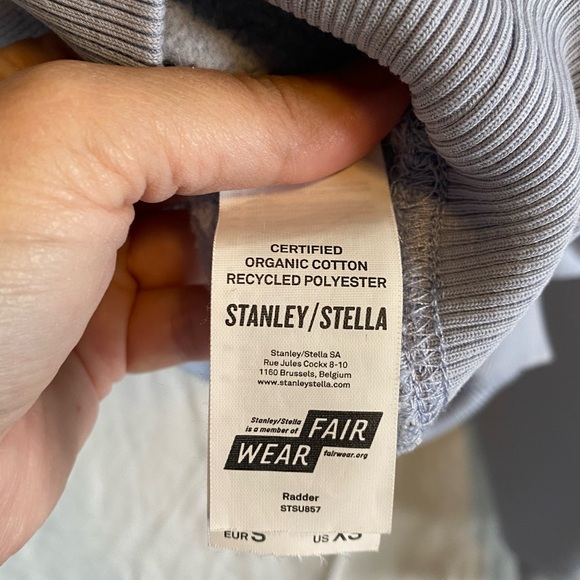 Blankfaces small oversized crew neck. Baby blue and pink - Picture 6 of 9